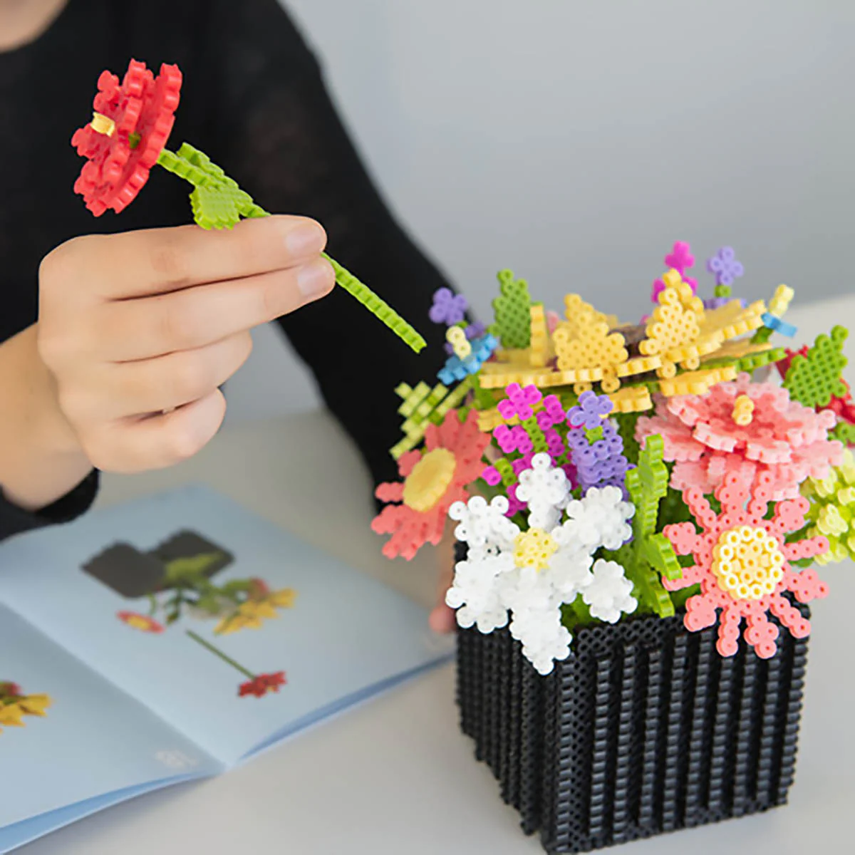 Perler 3D Wildflower Bouquet Fused Bead Activity Kit - Image 4