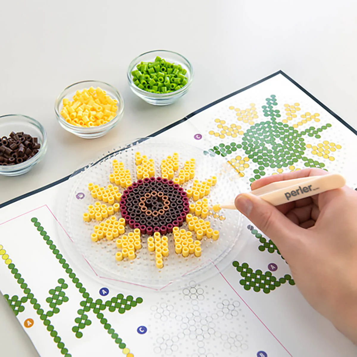 Perler 3D Wildflower Bouquet Fused Bead Activity Kit - Image 7