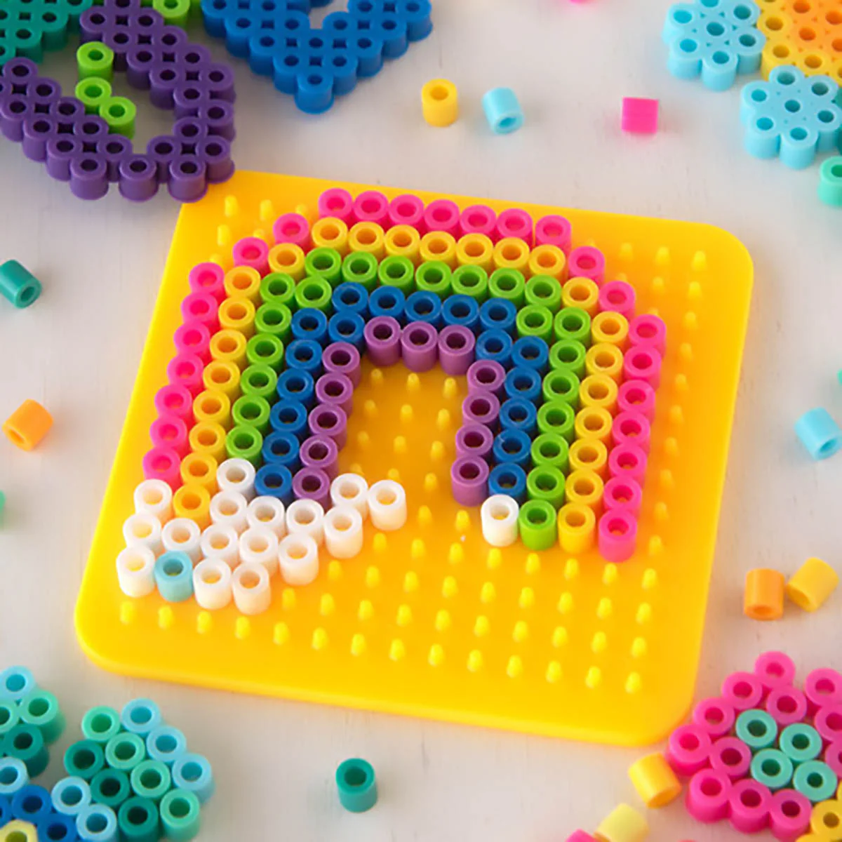 Perler Daisy Love Activity Bucket - Image 3