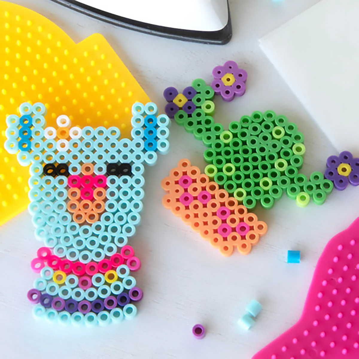 Perler Llamas Large Bucket - Image 3