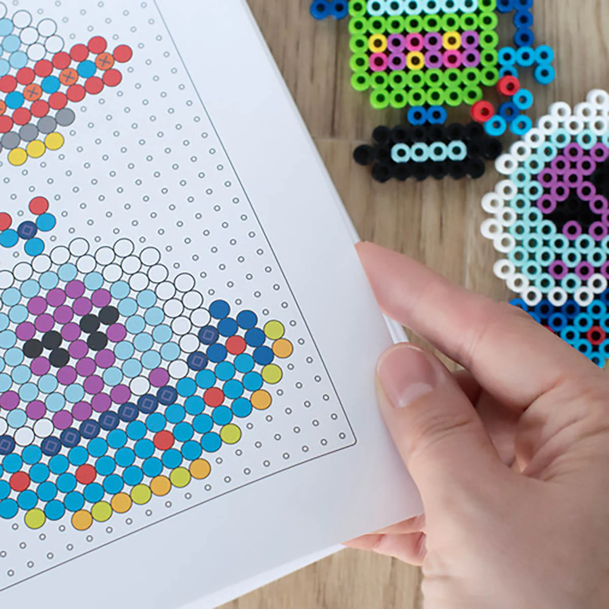 Perler Out of This World Pattern Pad - Image 3
